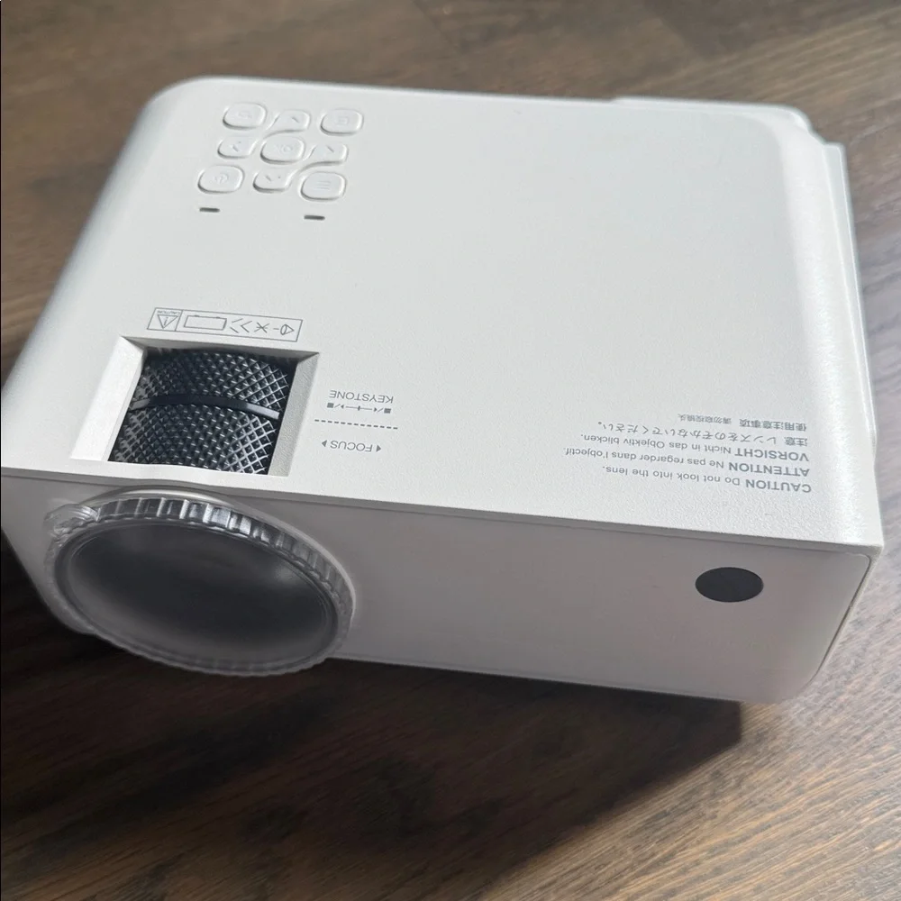 Apeman LC550 LCD Video Projector with remote 1280x720 p resolution